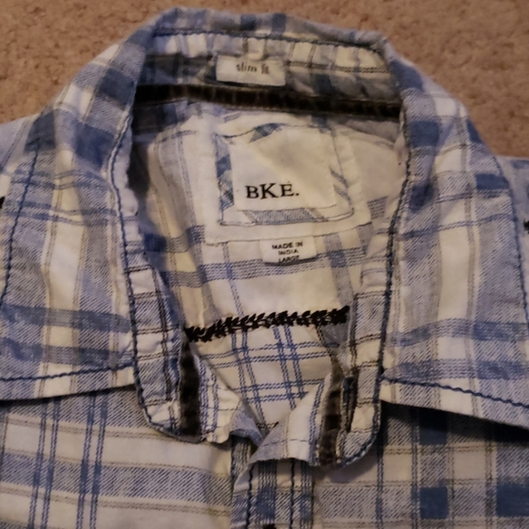 Buckle button down collared shirt. - Picture 2 of 2